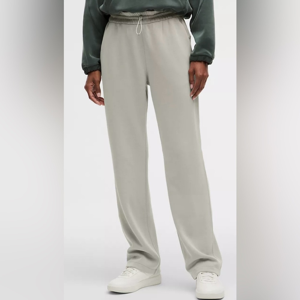 Lululemon Softstreme High-Rise Pant Regular